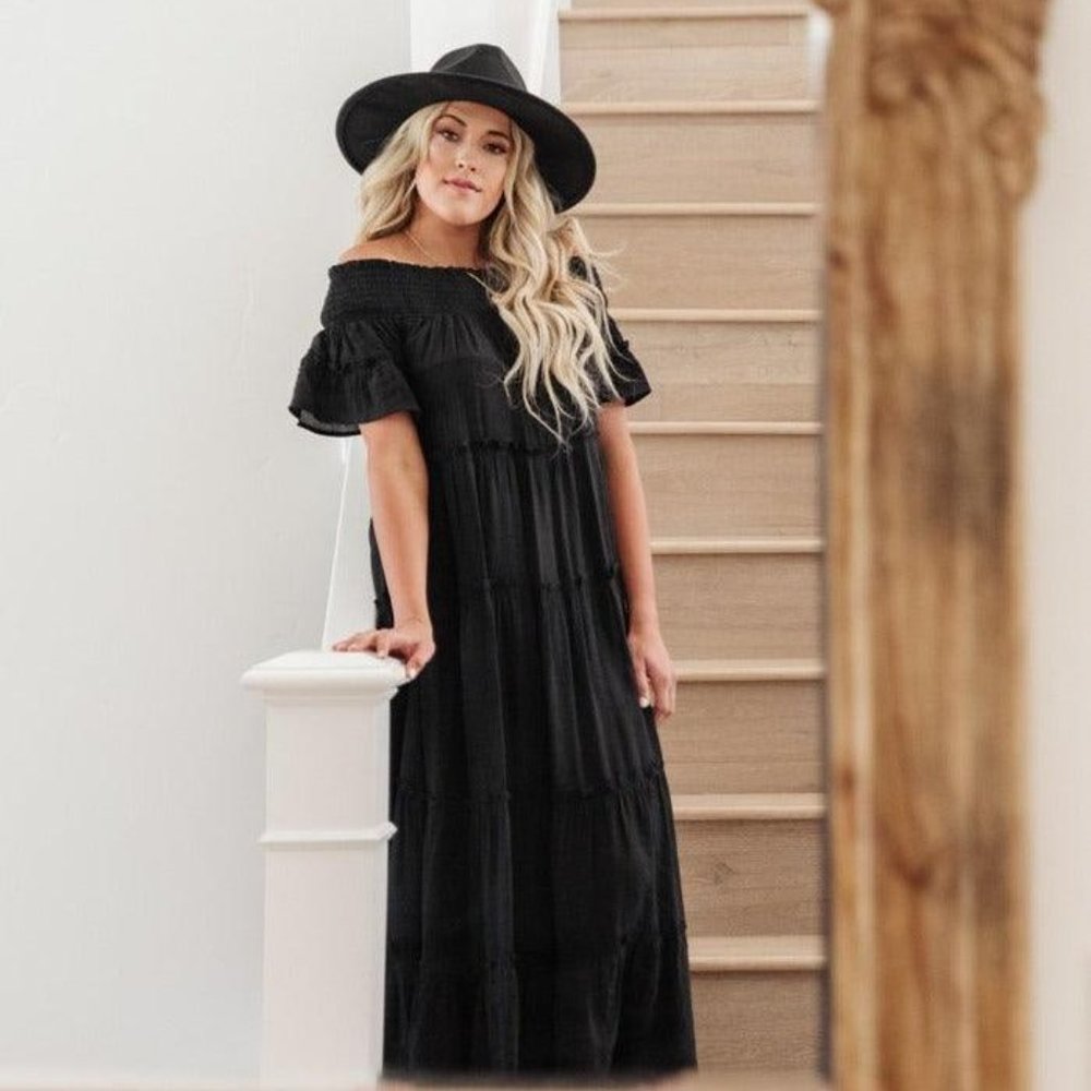 OLIVIA TIERED MAXI DRESS IN BLACK
